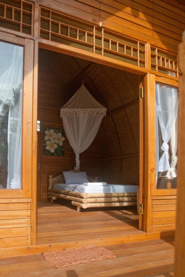 Jepun Bungalows Gili Meno Exterior foto