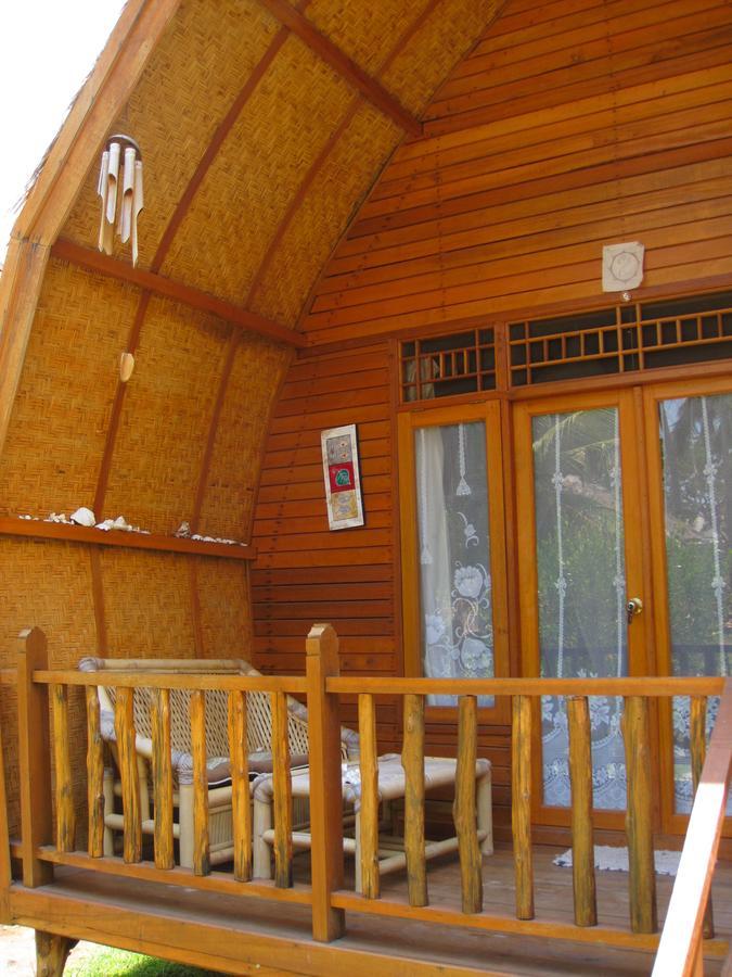 Jepun Bungalows Gili Meno Exterior foto