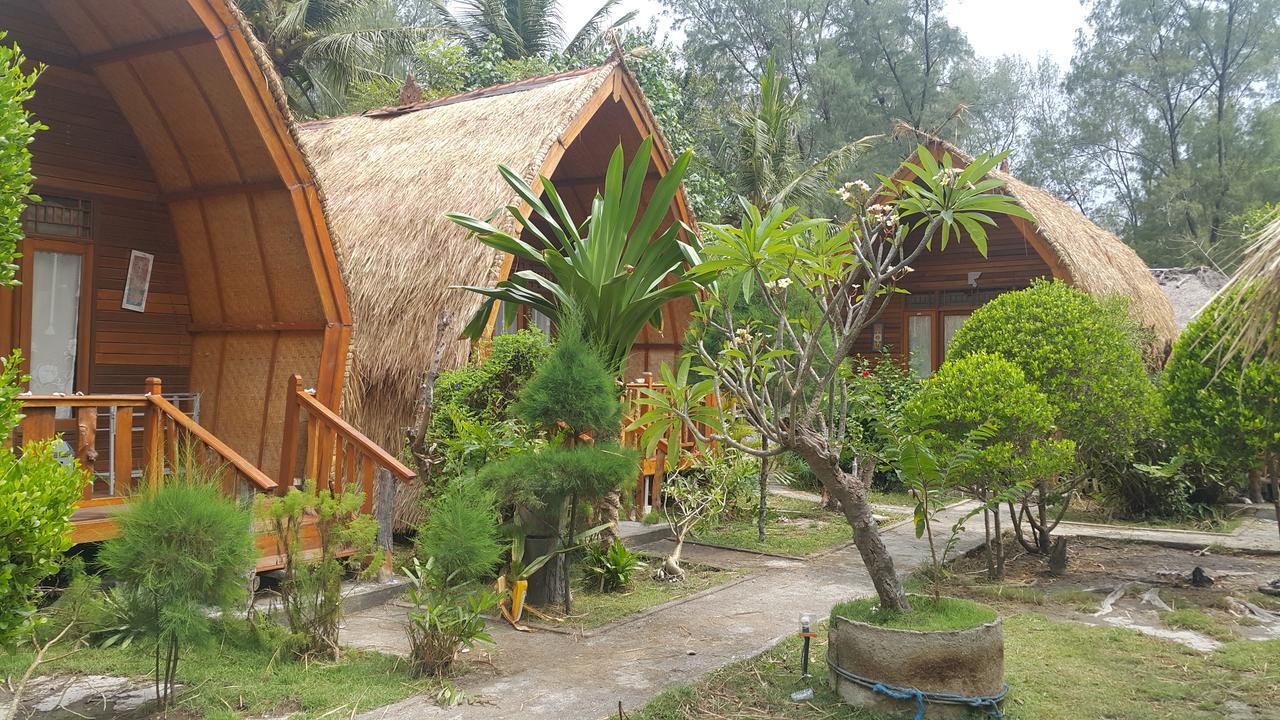 Jepun Bungalows Gili Meno Exterior foto
